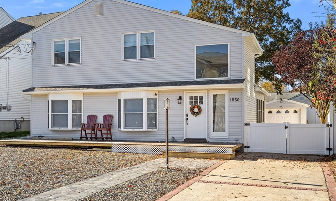 Point Pleasant House | Waterview Point Pleasant Stunner!