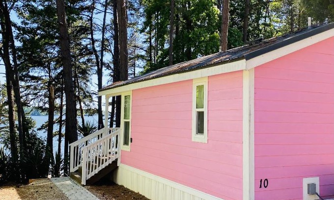 Steele Creek House | Waterview Studio with Private Porch #10 at Long Cove Resort