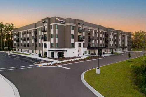 Secret Cove Hotel | WaterWalk Extended Stay by Wyndham Jacksonville Deerwood Pk