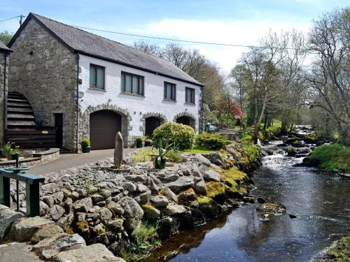 Dalbeattie House | Waterwheel