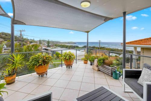Port Macquarie Apartment | Watonga Rocks - couples retreat