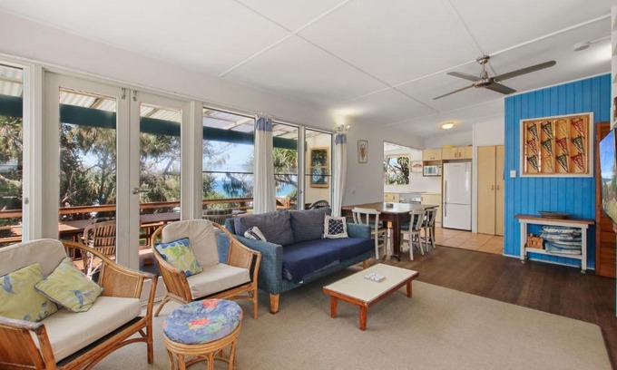 Currimundi House | Watson Street 21, Currimundi