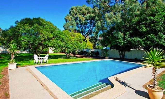 Seymour Hotel | Wattle Motel