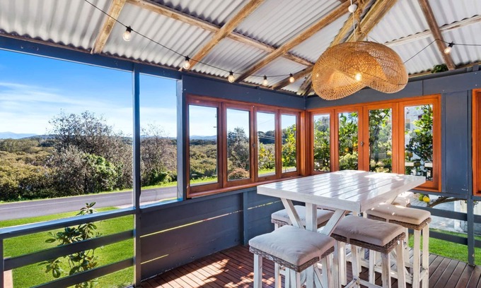 Moruya Heads House | Wattlebird Cottage a gorgeous cottage near the ocean