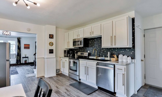 Wausau Apartment | Wausau Corporate Living-Perfect for travelers