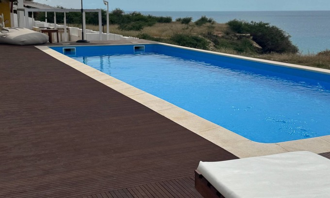 Vila do Maio House | Wave Maze