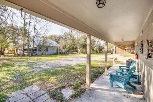 Waveland House | Waveland Retreat with Yard Walkable Location