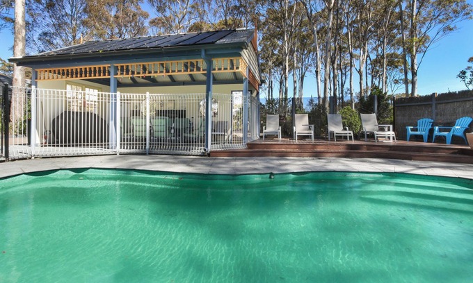 Lakes Entrance Cottage | Waverley House Cottages
