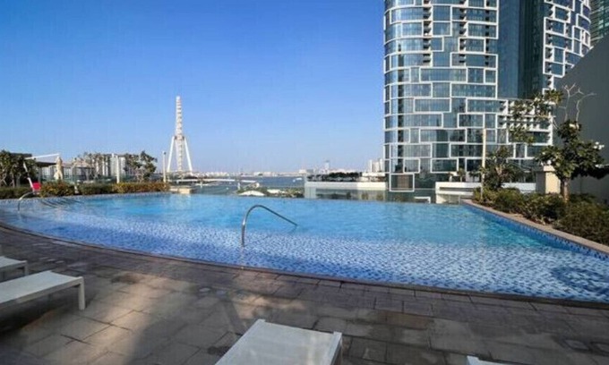 Jebel Ali Apartment | Waves Holiday Home #2 | Water View | Dubai Marina