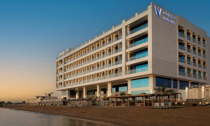 Umluj Hotel | Waves Hotel