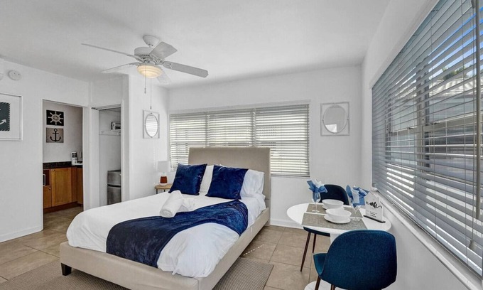 North Beach Apartment | Waves on Desoto beautiful Studio # 5