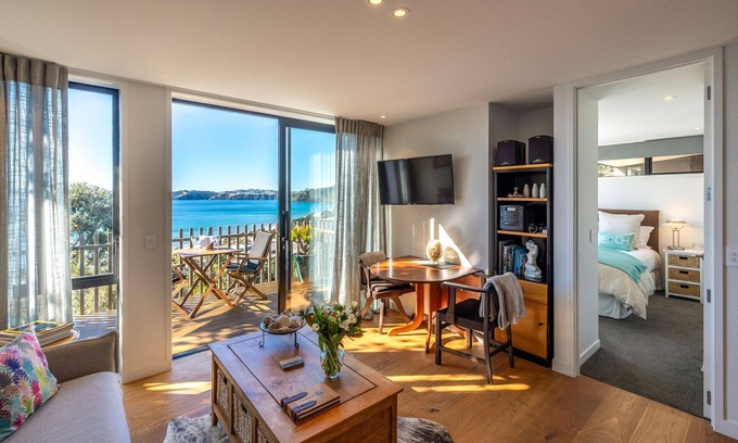 Onetangi Apartment | Wavesong | Stay Waiheke