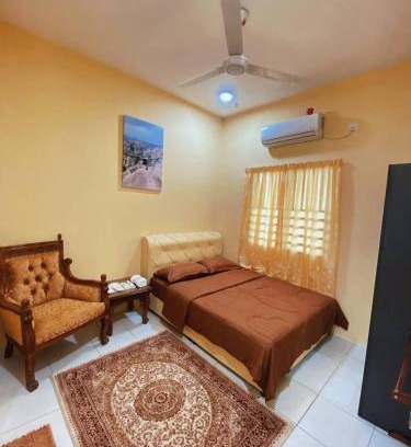Bota House | WawAmir Homestay @ Seri Iskandar