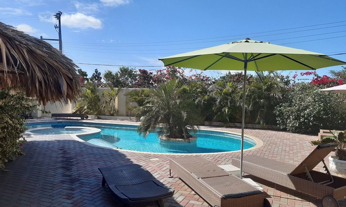 Jan Thiel Hotel | Wayaca Mini Resort