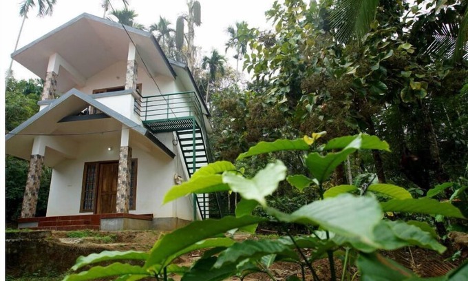 Civil Station Villa | Wayal Wayanad Twin villa amidst green