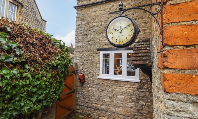 Pavenham Cottage | Wayside Cottage