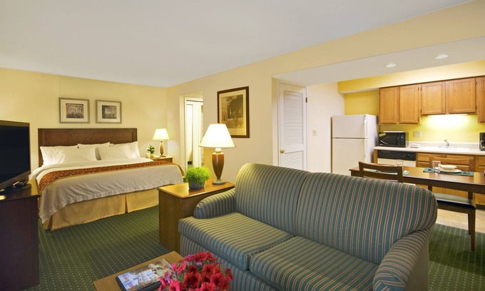 Merrimack Apartment | We are your home with hotel services and offer the BEST value around!