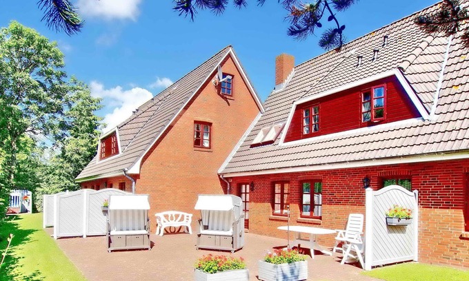 Alkersum Apartment | We await you in the heart of Föhr with nature and culture in Alkersum