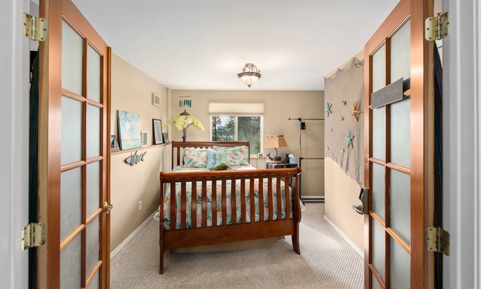Evans House | We Feature Premium Lodging Located Just Outside Of Kettle Falls WA.