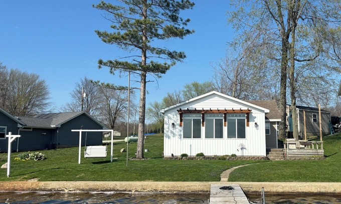 North Webster Cabin | Webster Lake home