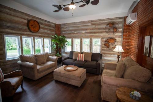 Georgetown Apartment | Wedgefield Bed & Breakfast