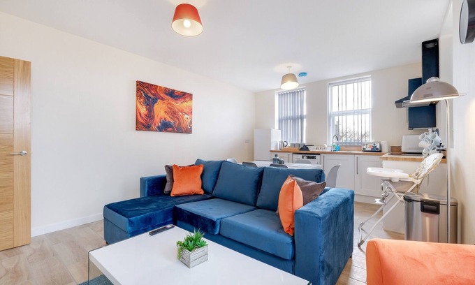 Wednesbury Apartment | Wednesbury, 2 Bedroom Apartment 201 with Parking
