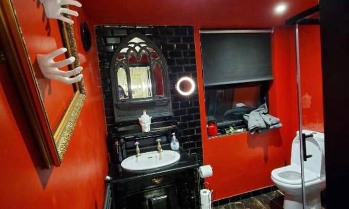 York Apartment | Wednesday's Family Rooms