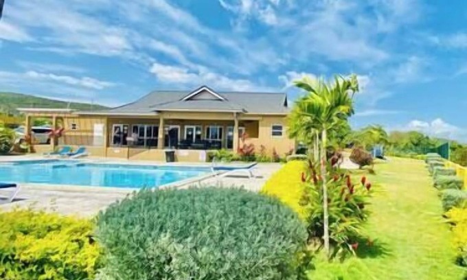 Falmouth House | Weight-loss Retreat* Meals*Entertainment*Shuttle