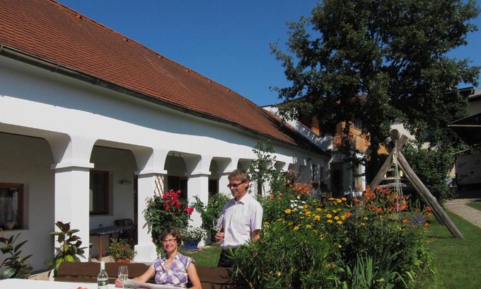 Herrnbaumgarten House | Weingut Bohrn Himmelbett