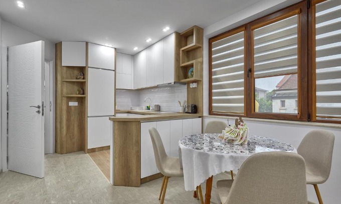 Burgas Center Apartment | Weiss Estate by EstateAutomata