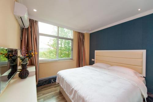 Dong Hu Lake House | Weiyi Hotel