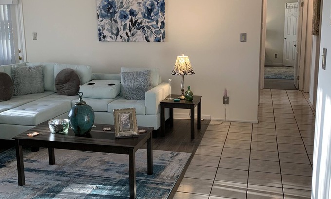 Mount Laurel Condo | Welcome Home Lots of LIGHT, AIRY and SUPER CLEAN !!