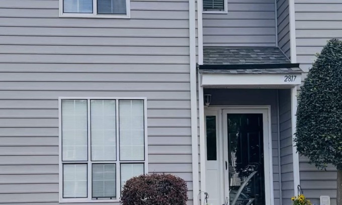 Charlotte House | Welcome Home! 2bed/2.5 bath townhouse in the heart of Charlotte