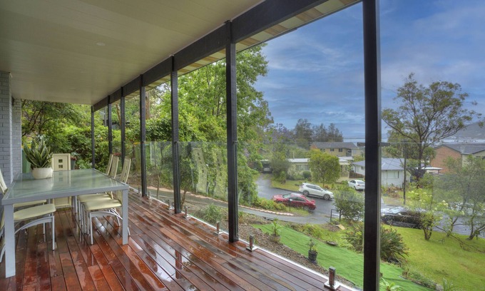 Tascott Apartment | Welcome to your home in the beautiful coastal suburb of Tascott, NSW!