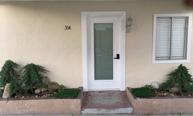 Placentia House | Welcome to a newly renovated 2 Bed/2 Bath home, in North Orange County.