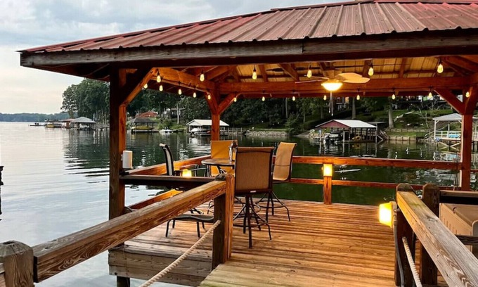 Lake Norman of Catawba House | Welcome to Angler's Cove