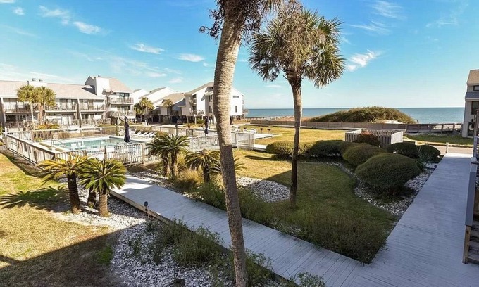 East End House | Welcome to Beach Paradise!