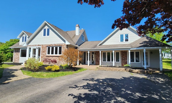 Port Hawkesbury House | Welcome to beautiful Cape Bretton island, home of the famous Cabot trail.