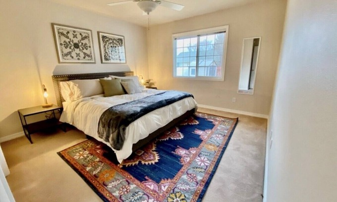 Twin Falls House | Welcome to Buckingham House. Entire 3 Bedroom Home