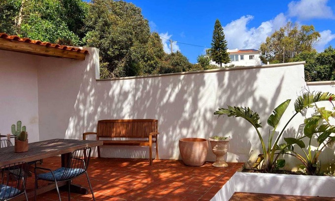 Figueira Apartment | Welcome to Casa das Escadinhas, a charming oasis in the Algarve. Apt 2-3 Pers