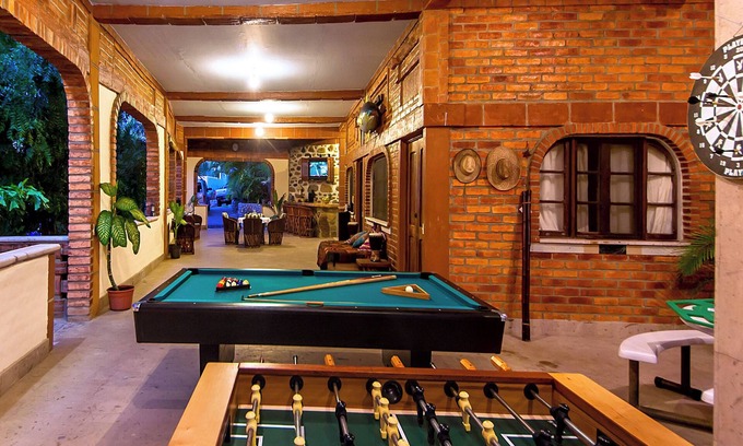 Litibu House | Welcome to Casa Tortuga Litibu.nHacienda style home with beautiful ocean views.