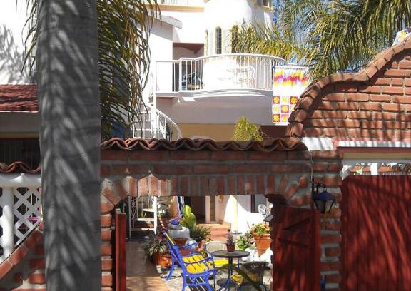Playas Coronado Villa | Welcome to Casa Viva Mexico 3-bedrooms 2-bathroms 6-Guests close to Shoping Center & Beach