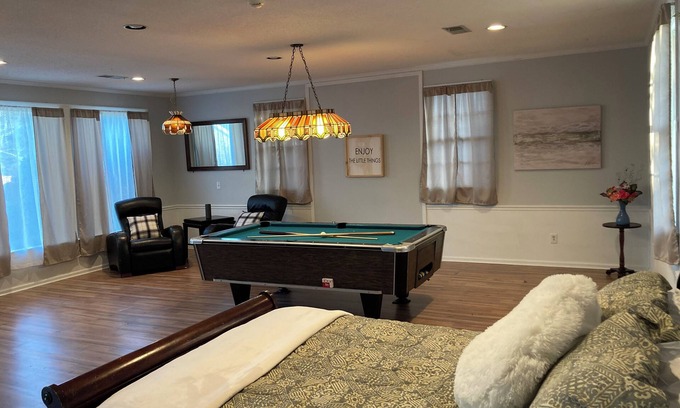 Columbia Apartment | Welcome to Columbia! Stay in this tranquil space!