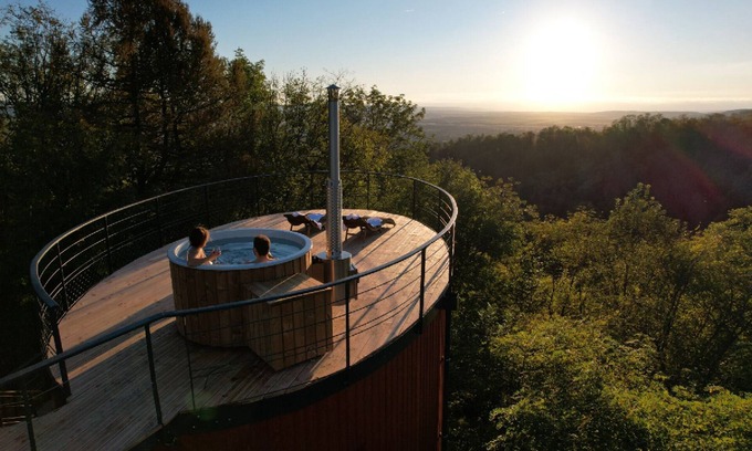 La Cote-Saint-Andre House | Welcome to Domaine des étoiles Unusual accommodations