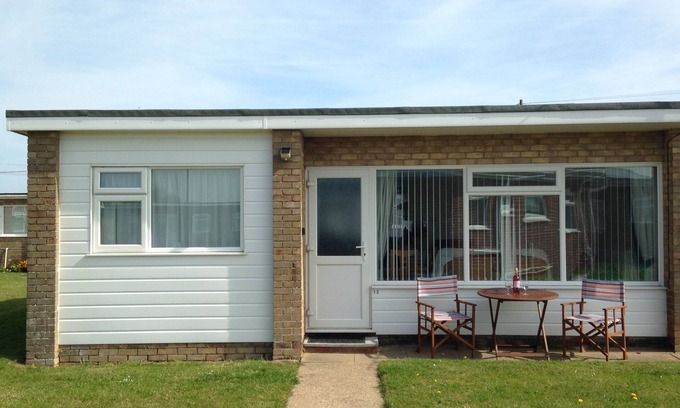 Walcott Ski Chalet | Welcome to Golden Days Chalet a great base to explore Norfolk