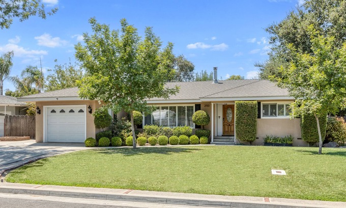 Hanford House | Welcome to Incredible Retreat Near NAS!