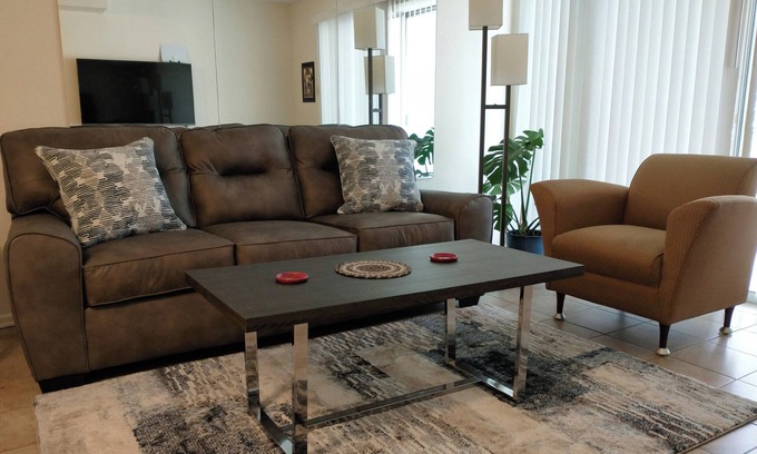 Hillcrest Condo | Welcome To Midtown Condo