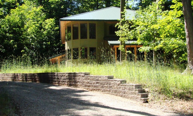 Frankfort House | Welcome to our cottage on the M22 corridor