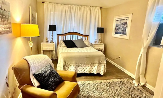 Virginia Park Apartment | Welcome to our cozy apartment!