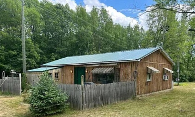 Hesperia Cabin | Welcome to our cozy cabin. West Michigan has lots to offer.